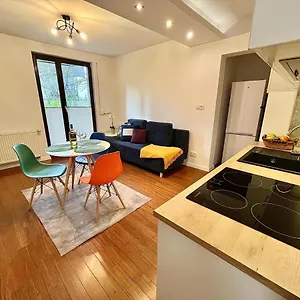 https://mala-gora-apartment.krakowhotelspoland.com